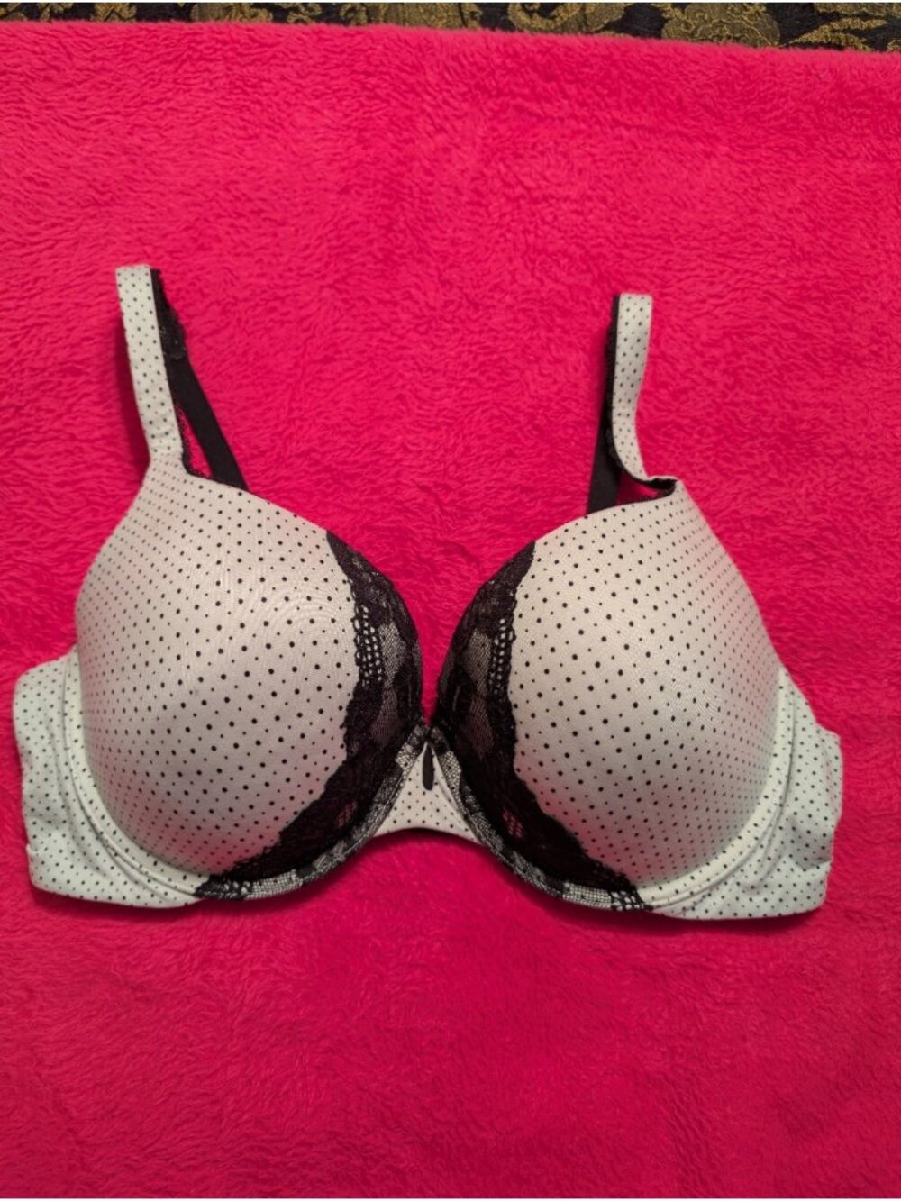 Victoria's Secret Perfect Coverage Bra 38D White Black Polka Dot Lace Underwire